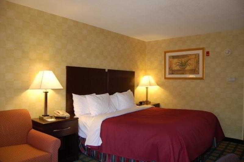 Best Western Plus Keene Hotel Oda fotoğraf